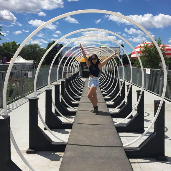 Meet your Posher, Ana jade - Picture 1 of 1